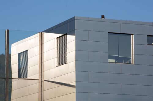327 Gewerbe Wohnhaus Volz