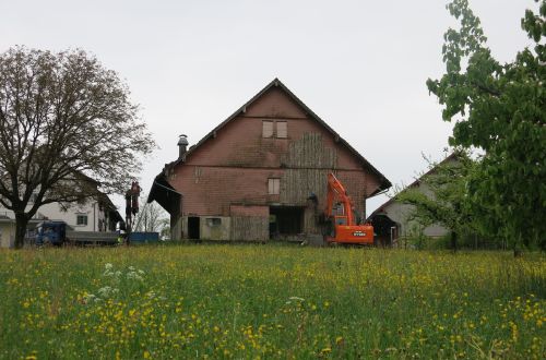 367 Mehrfamilienhaus Itschnach